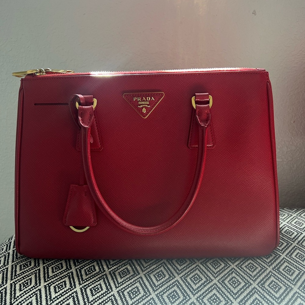 Prada galleria Leather bag